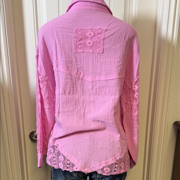 NWT' ANDREE BY UNIT Pink Lace Blouse‎ - Picture 4 of 7